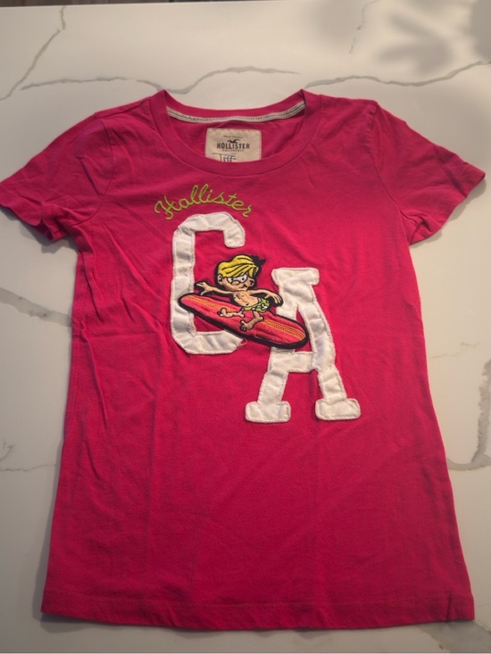 Hollister Tops - Hollister Bright Pink CA Surf Graphic Tee
